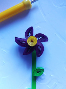 Quilling, quilled flower